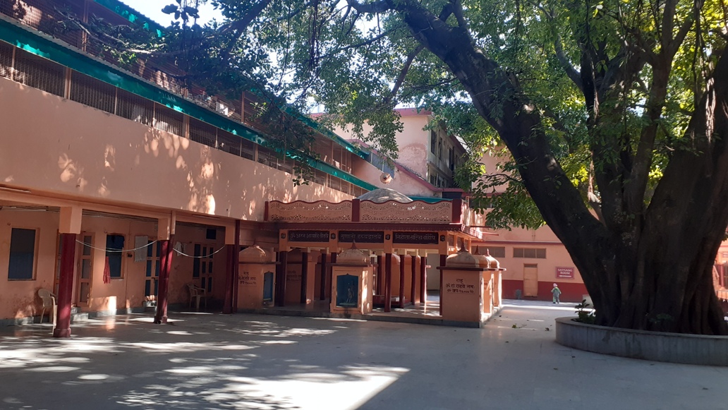 Parmarth Niketan Ashram Rishikesh